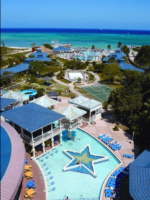 ***  Отель Breezes Trelawny Trewlany Beach Ямайка